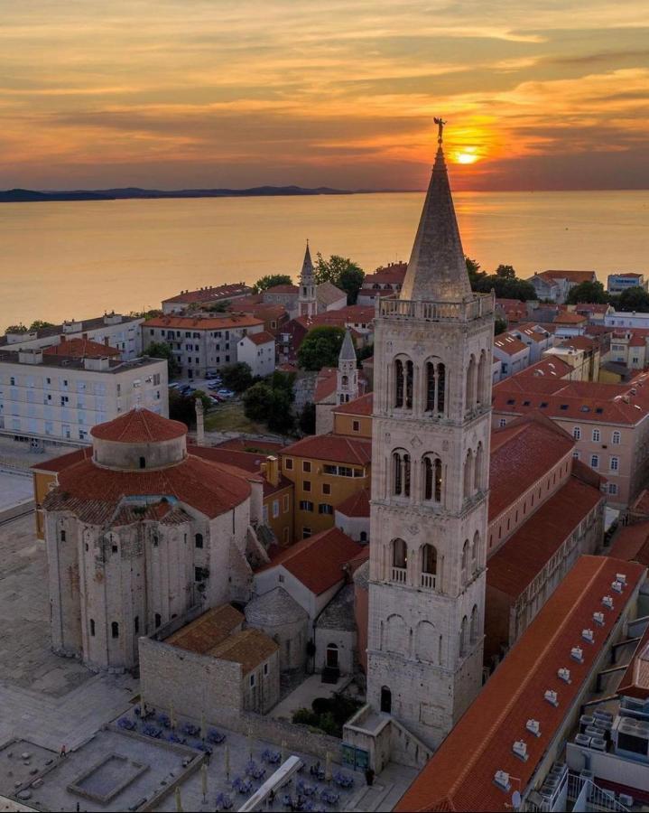 Wonderful Holiday House Bruno With Heated Pool Zadar Exterior photo
